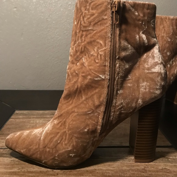 Ankle booties, Tan thick heel- 3 inch heel - Picture 4 of 6